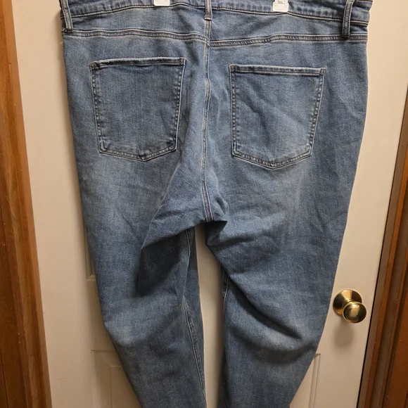 Kut from the Kloth Light Blue Cropped Jeans Size 22W New Without Tags - Picture 8 of 9